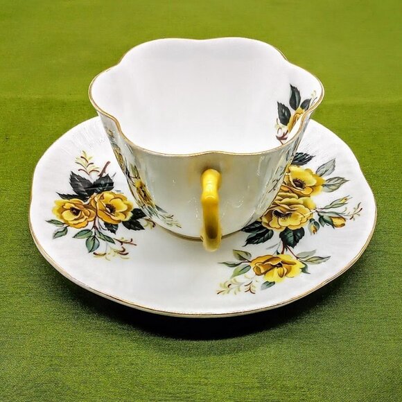 Shelley England Yellow Green Floral Fine Bone China Cup & Saucer - Picture 3 of 8